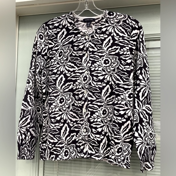 Lands' End women's black and white floral button-down cardigan sweater. - Picture 1 of 6